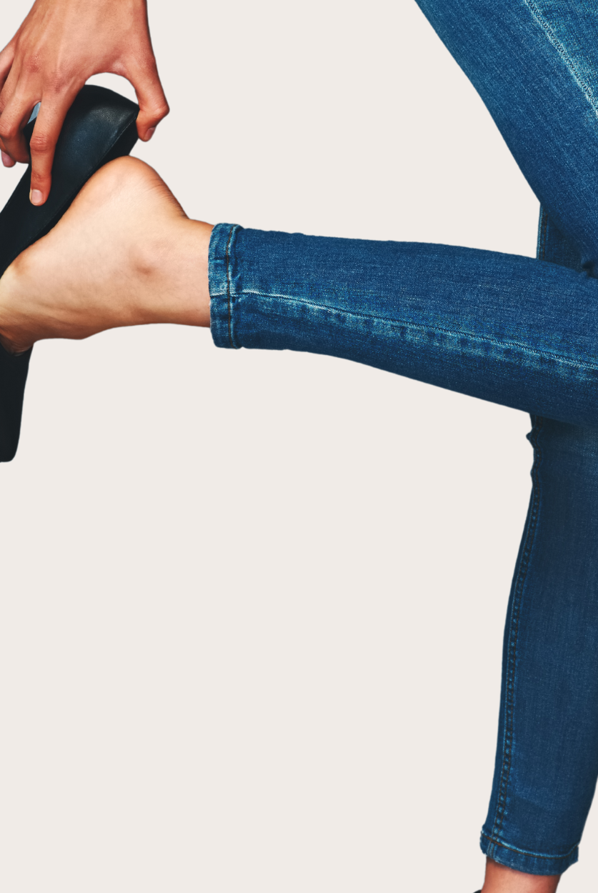 Will Skinny Jeans Make a Comeback This Winter? Here’s Why They Might Be Your Go-To Choice for Staying Stylish and Dry