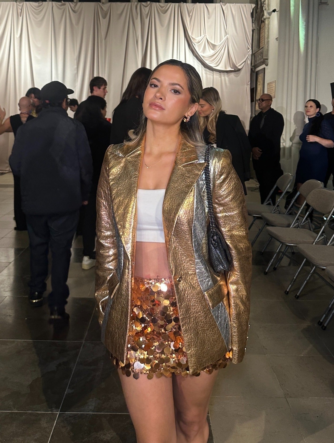 The Must-Have Metallic Blazer: Your Go-To Piece for Every Occasion